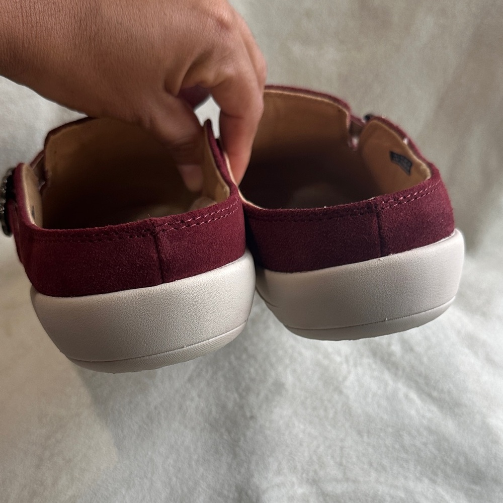 REVITALIGN Women’s Clogs Suede - Picture 7 of 11